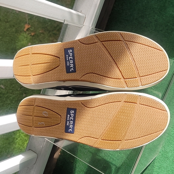 Sperry Top Sider Halyard Sneaker - Picture 5 of 6